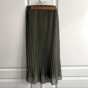 Chiffon Pleated Maternity Green Midi Skirt